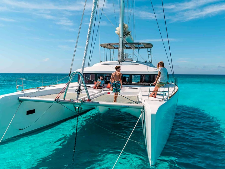 Huur Catamaran met of zonder schipper Lagoon in Athene