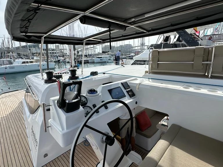 Aventura Aventura 37 te huur van particulier of professional in Mahón
