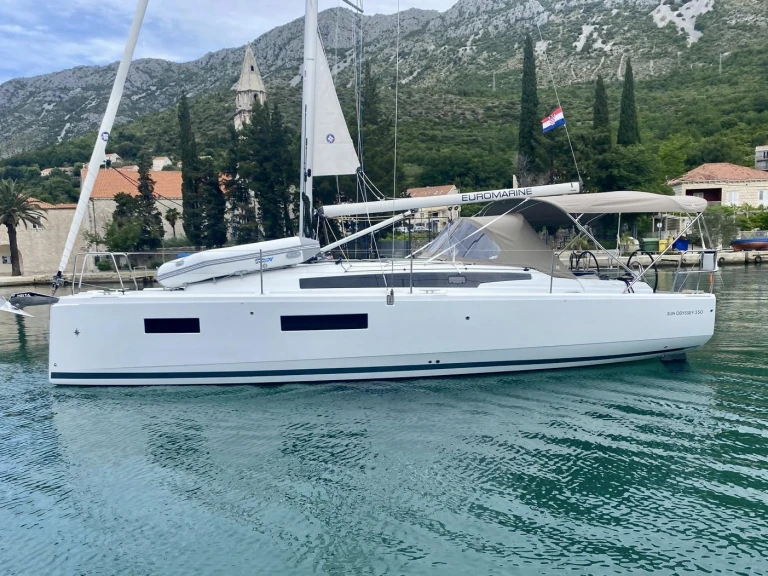 Bootverhuur Komolac goedkoop Sun Odyssey 350