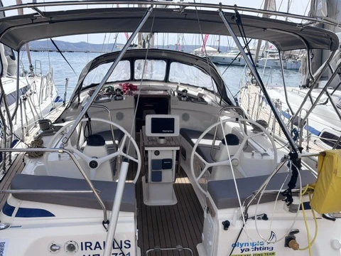 Zeilboot te huur in Lávrio voor de beste prijs