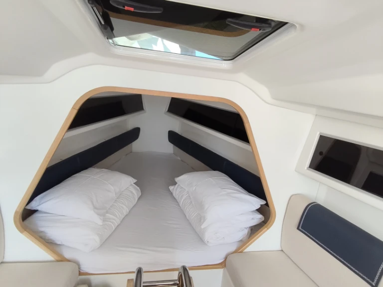 Huur Zeilboot met of zonder schipper Italia Yachts in Punat