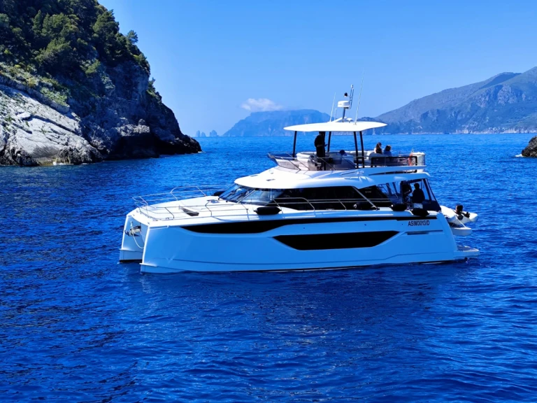 Prestige Prestige M48 te huur van particulier of professional in Salerno