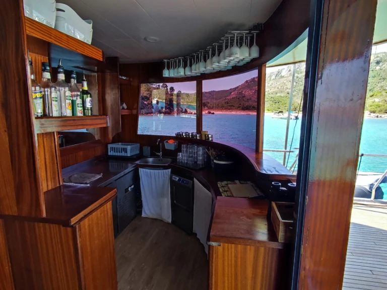  Motor Sailor Catamaran te huur van particulier of professional in Napels