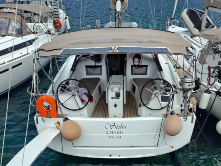 Jachthuur in Volos - Jeanneau Sun Odyssey 410 via SamBoat