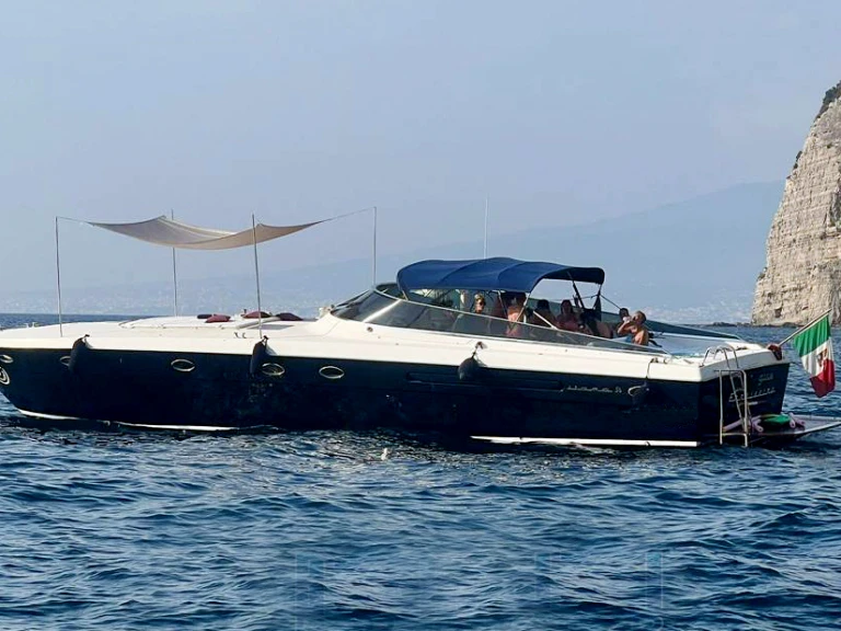 Huur een Itama Itama 56 in Salerno