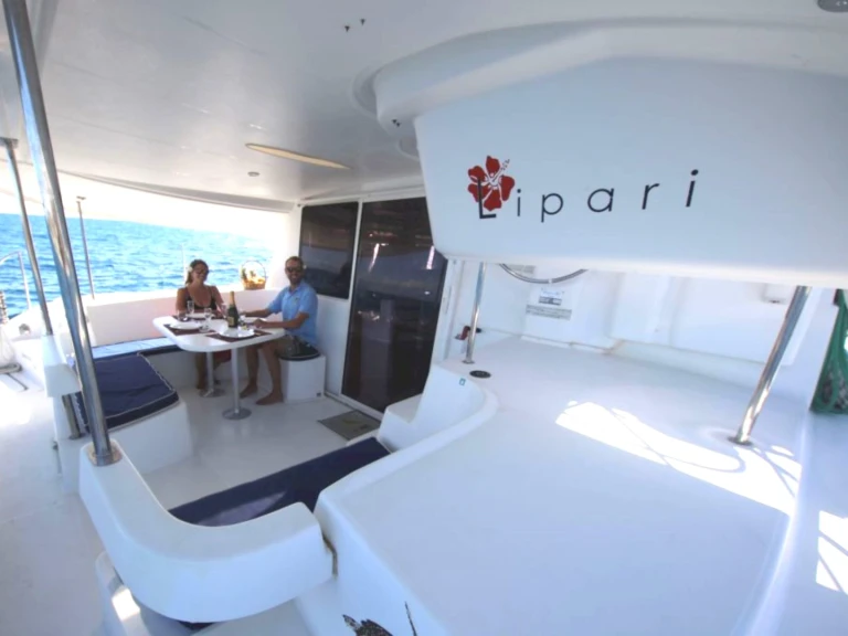 Bootverhuur Fountaine Pajot Lipari 41 in Nosy Be via SamBoat