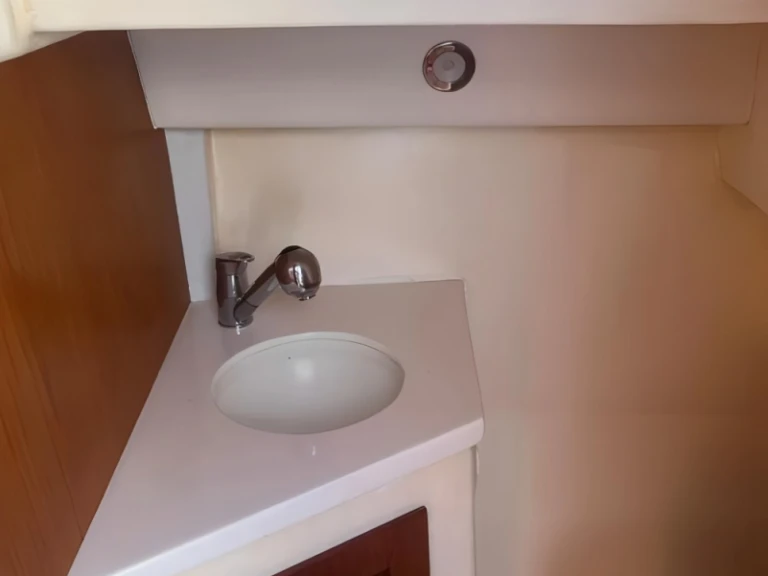 Huur een GIUPEX MARINE 23 WA in Salerno