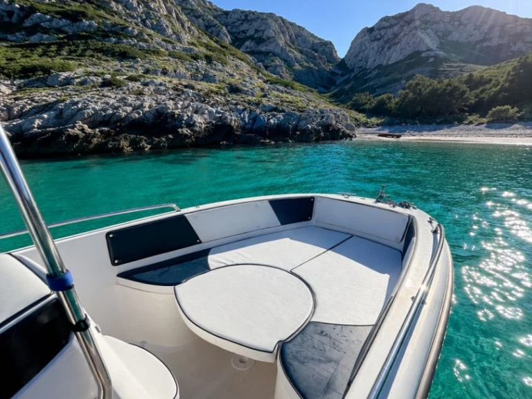 Huur Motorboot met of zonder schipper Orizzonti in Marseille