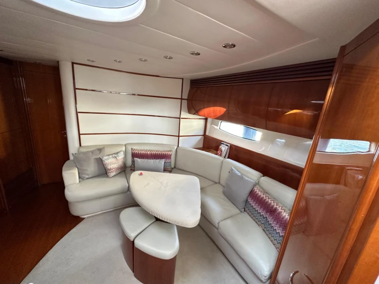 Bootverhuur Porto Rotondo goedkoop Pershing 50