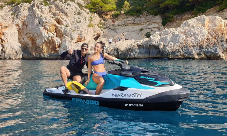 Verhuur Jet Ski in Les Issambres - Sea-Doo GTX 130