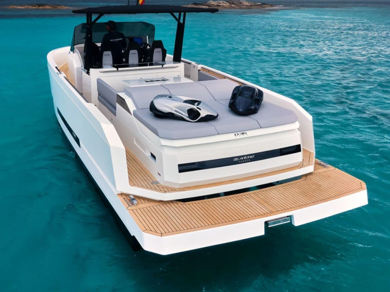 Bootverhuur De Antonio D36 Open in Herceg Novi via SamBoat