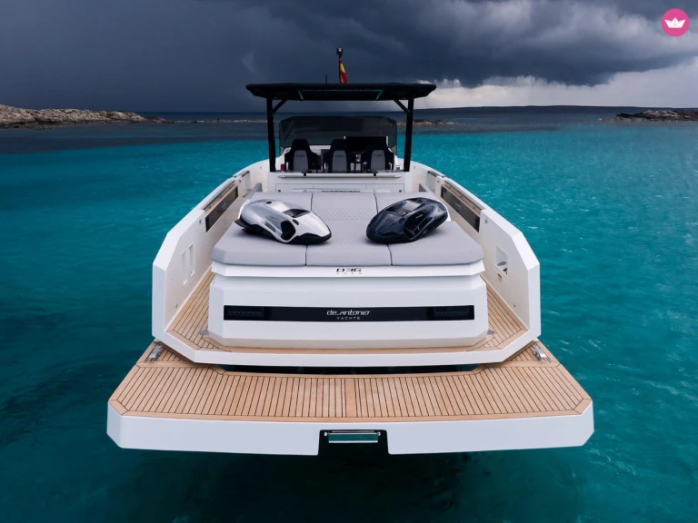 Jachthuur in Herceg Novi - De Antonio D36 Open via SamBoat