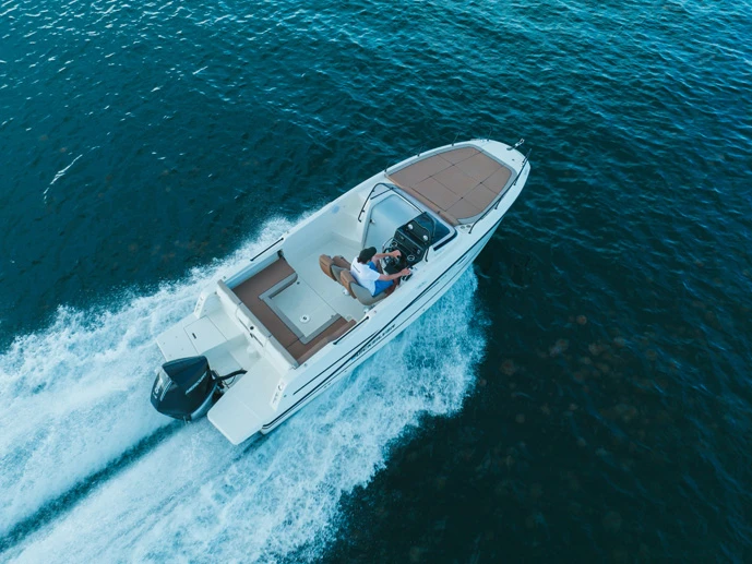 Huur Motorboot met of zonder schipper Quicksilver in Split