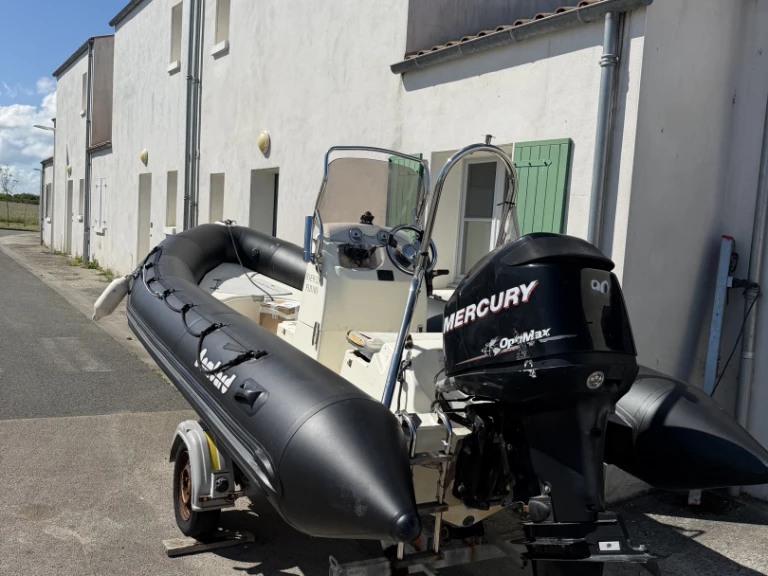 Jachthuur in La Cotinière - Bombard Sunrider 550 via SamBoat