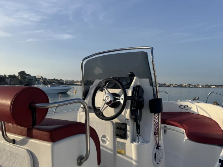 Bootverhuur Zakynthos goedkoop Blu Water 170