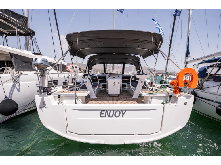 Bénéteau Oceanis 51.1 te huur van particulier of professional in Néa Péramos