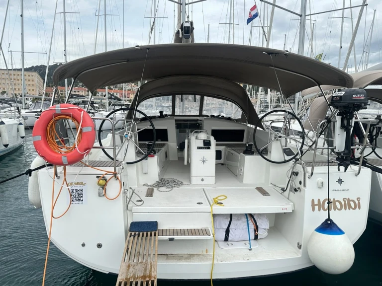 Verhuur Zeilboot Jeanneau met vaarbewijs