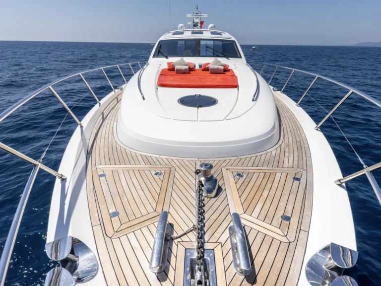 Huur een Princess Princess V70 in Saint-Tropez