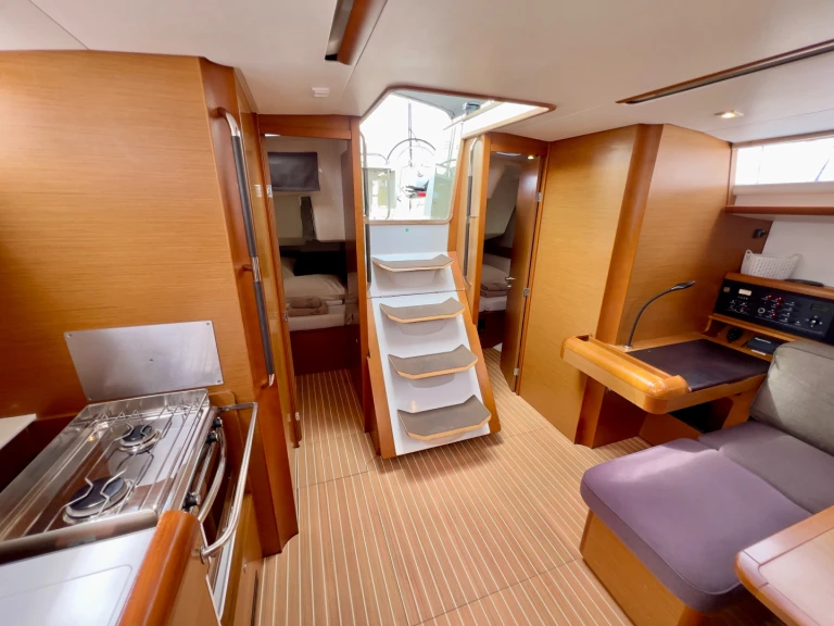 Bootverhuur Seget Donji goedkoop Sun Odyssey 479