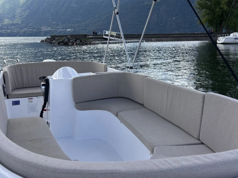 Verhuur Motorboot Valory met vaarbewijs