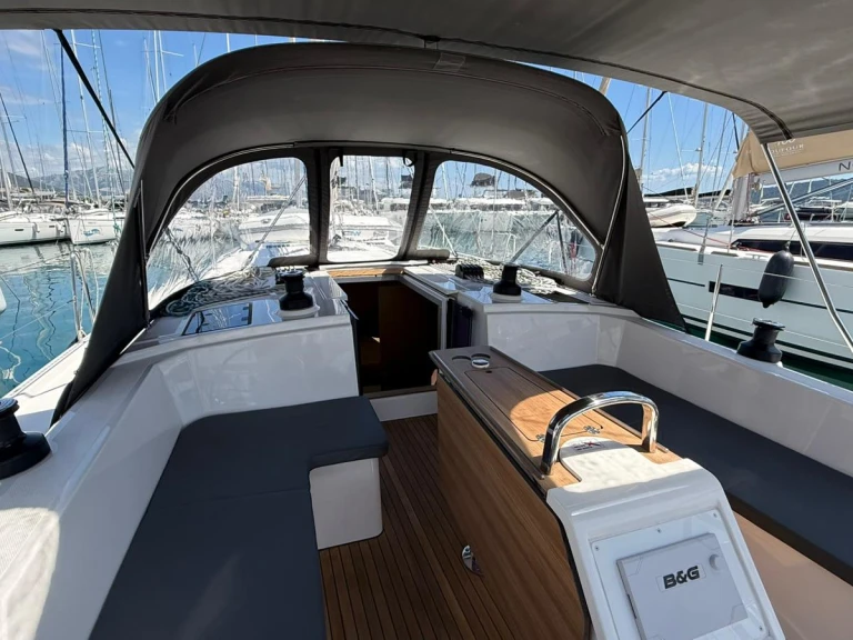 Verhuur Zeilboot Bavaria met vaarbewijs