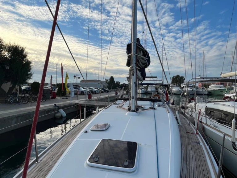 Bootverhuur Jeanneau Sun Odyssey 42 i Performance in Póros (City) via SamBoat