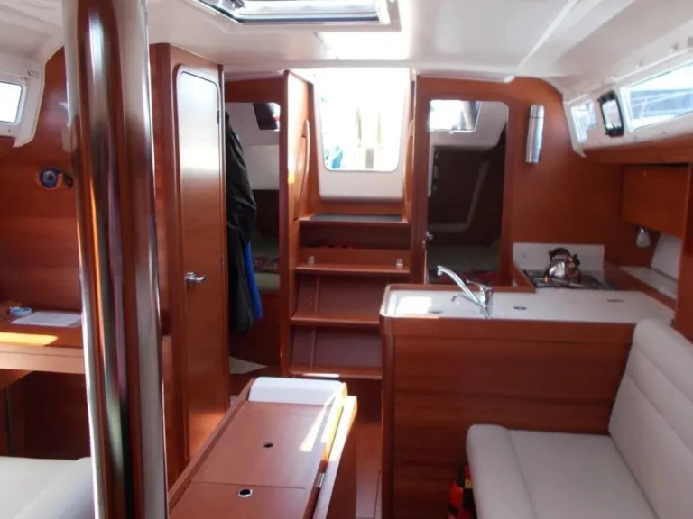Bootverhuur Marsala goedkoop Dufour 350