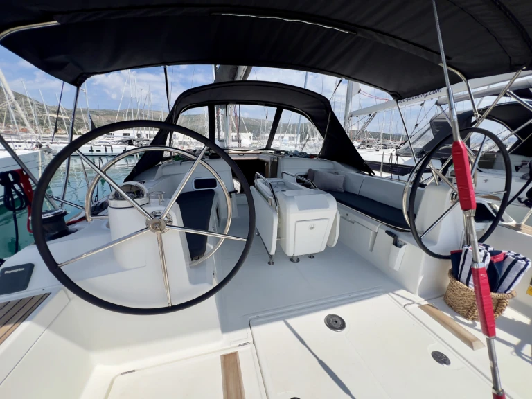 Bootverhuur Seget Donji goedkoop Sun Odyssey 479