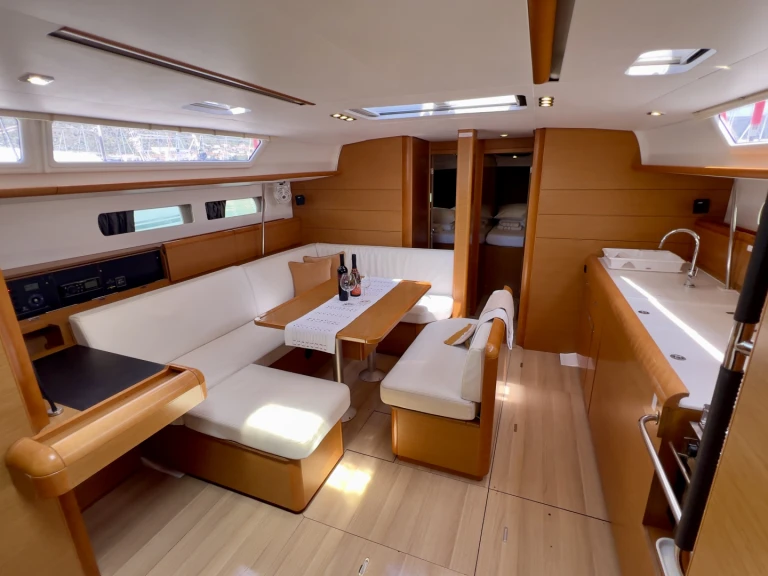 Verhuur Zeilboot in Seget Donji - Jeanneau Sun Odyssey 479
