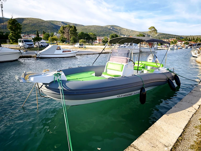 Verhuur RIB Marlin Boat met vaarbewijs