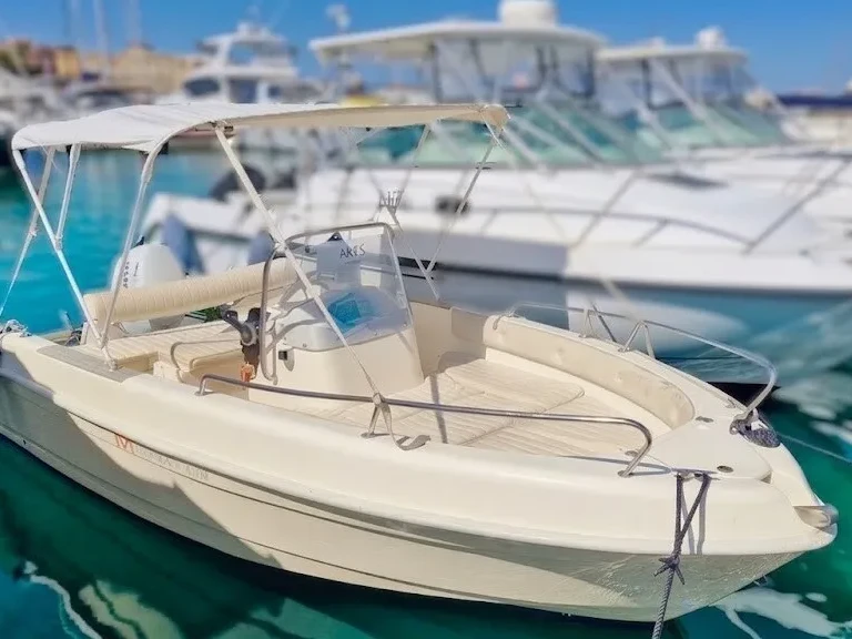 Motorboot te huur in Porto di Alghero voor de beste prijs