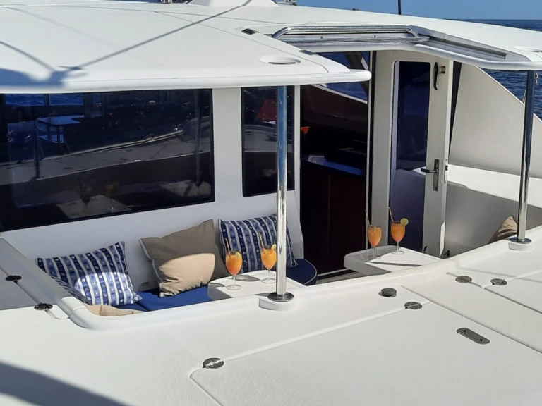 Bootverhuur Leopard Leopard 44 in Nosy Be via SamBoat