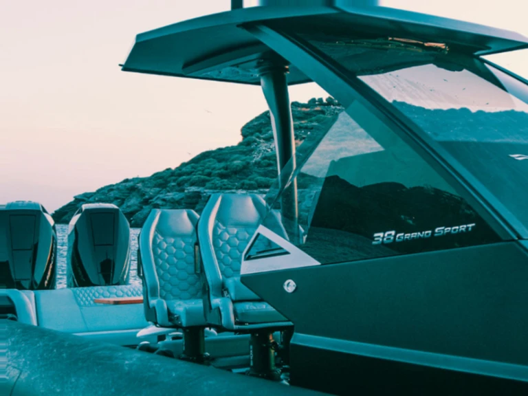 Verhuur RIB in Kýthnos (City) - Technohull GRAND SPORT 38