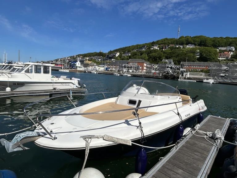 Huur Motorboot met of zonder schipper Jeanneau in Fécamp