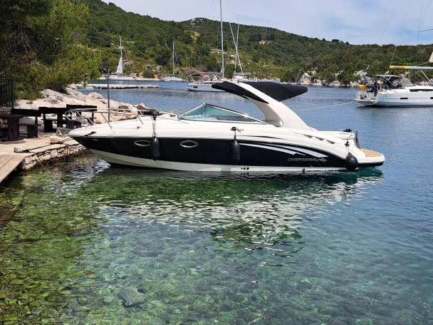 Huur een Chaparral 275 ssi in Split