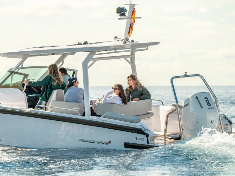 Verhuur Motorboot Axopar met vaarbewijs