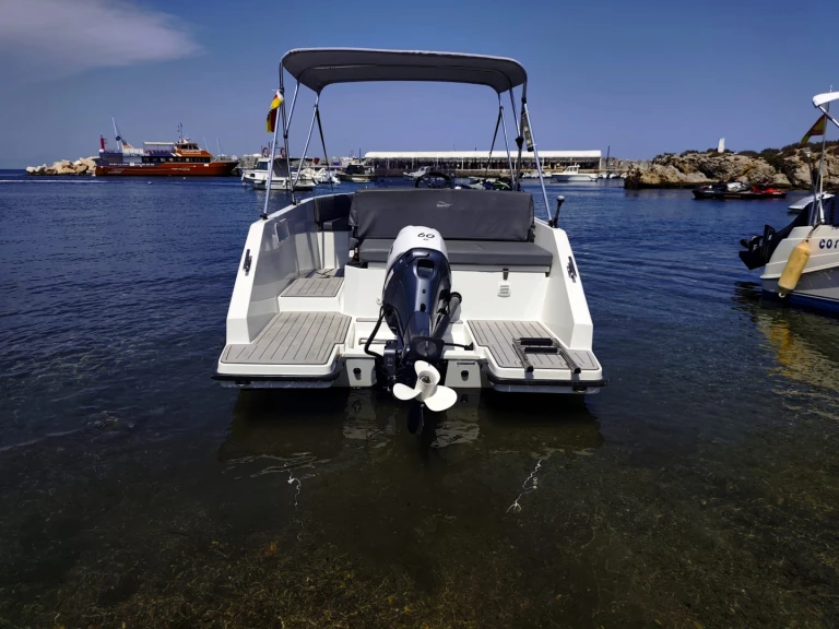 Motorboot te huur in Port d'Alicante voor de beste prijs