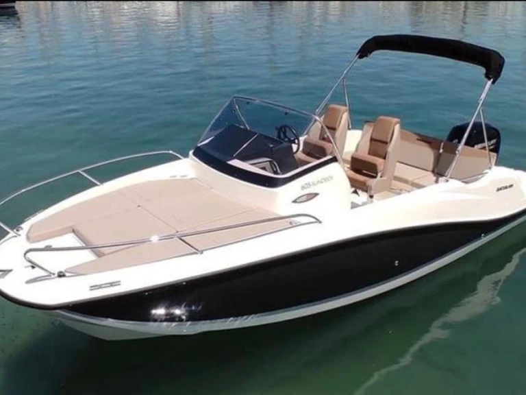 Huur een Quicksilver Quicksilver 605 Sundeck in Club Nàutic Ca'n Picafort