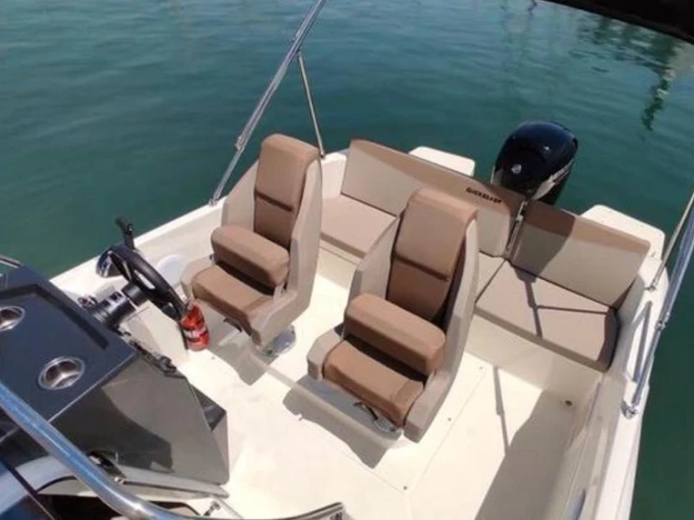 Bootverhuur Quicksilver Quicksilver 605 Sundeck in Club Nàutic Ca'n Picafort via SamBoat