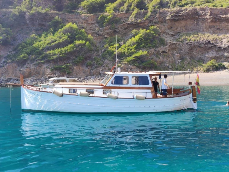 Huur Motorboot met of zonder schipper Mestre D'Aixa Curret in Alcúdia