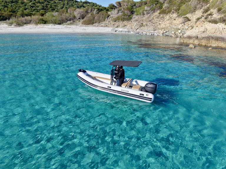 Huur RIB met of zonder schipper Novamarine in Villasimius