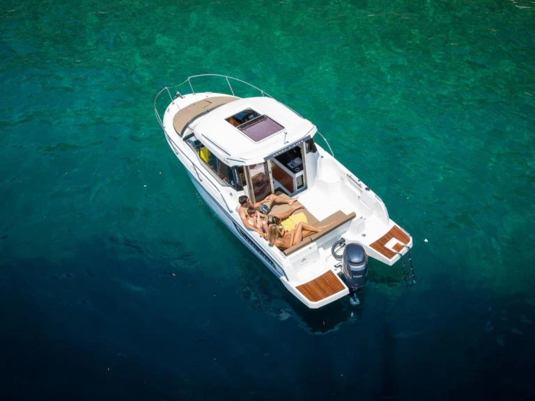 Verhuur Motorboot in Punat - Jeanneau Merry Fisher 795