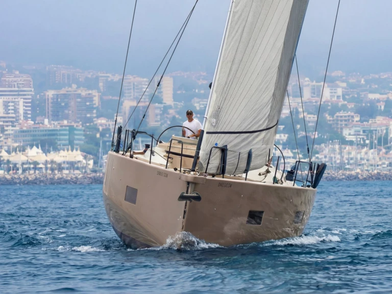 Verhuur Zeilboot Bénéteau met vaarbewijs