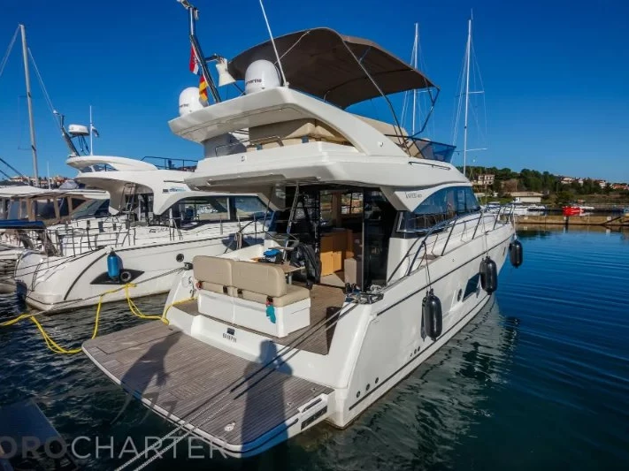 Bootverhuur Bavaria Virtess 420 Fly in Punat via SamBoat