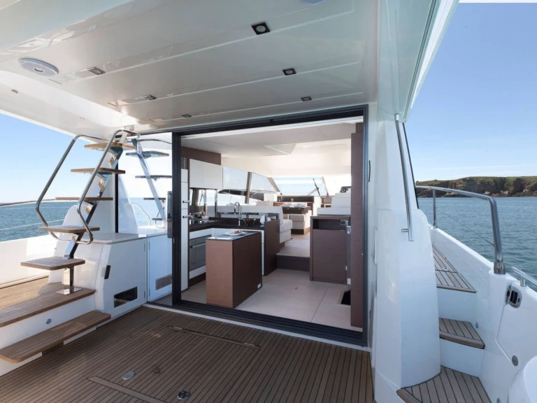 Verhuur Jacht in Punat - Jeanneau Prestige 520 Flybridge - 3 + 1 cab.