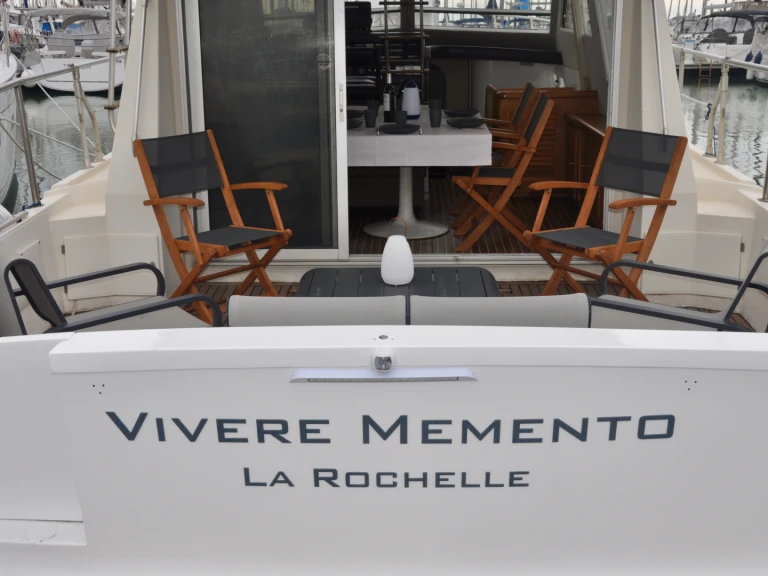 Huur Motorboot met of zonder schipper Guy Couach in La Rochelle