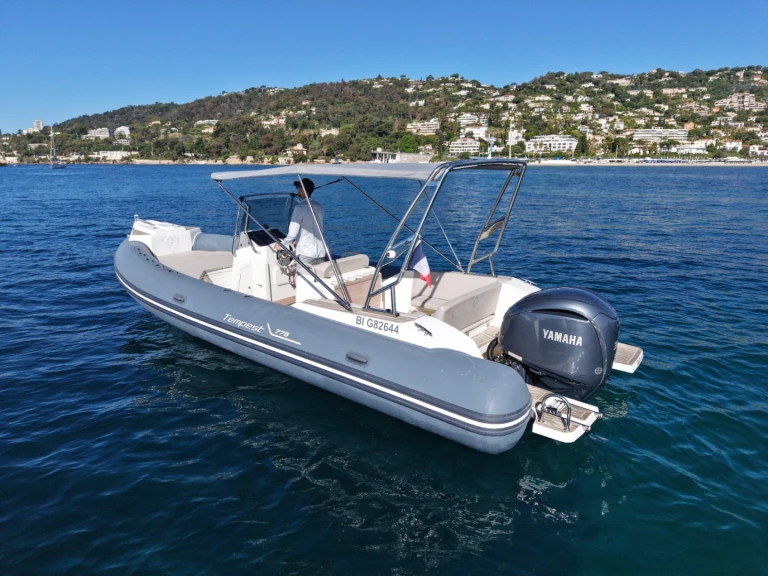Jachthuur in Golfe-Juan - Capelli Tempest 775 via SamBoat