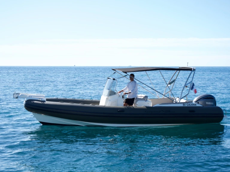Huur een Capelli Tempest 775 in Golfe-Juan