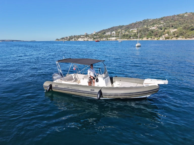 Bootverhuur Golfe-Juan goedkoop Tempest 775