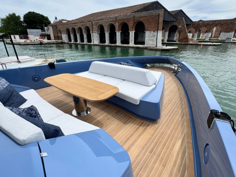 Bootverhuur Positano goedkoop S07